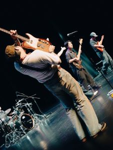 1FC29C81 53BA 4BF5 9693 CE9DA9EC32A7